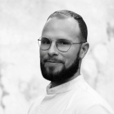Erik pic LinkedIN2